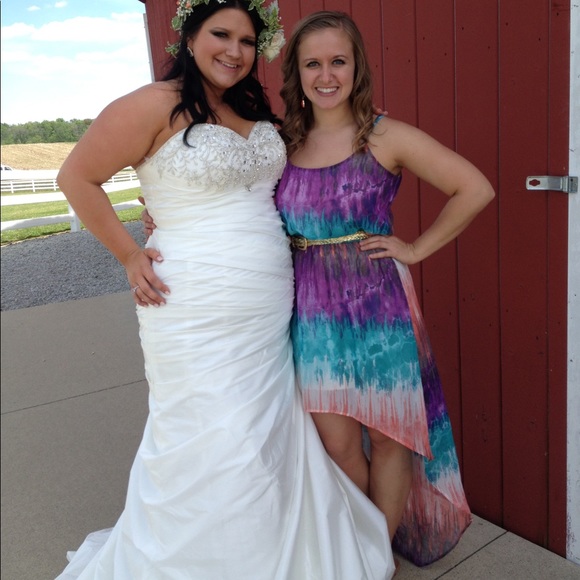 Colorful High-Low Dress - Picture 3 of 3